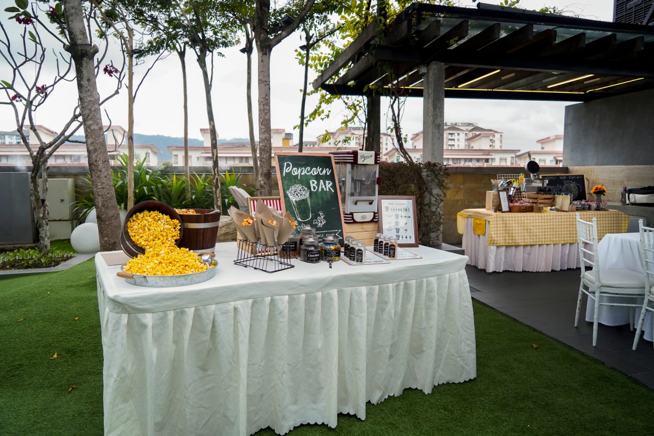 corporate caterer: DIY Bar